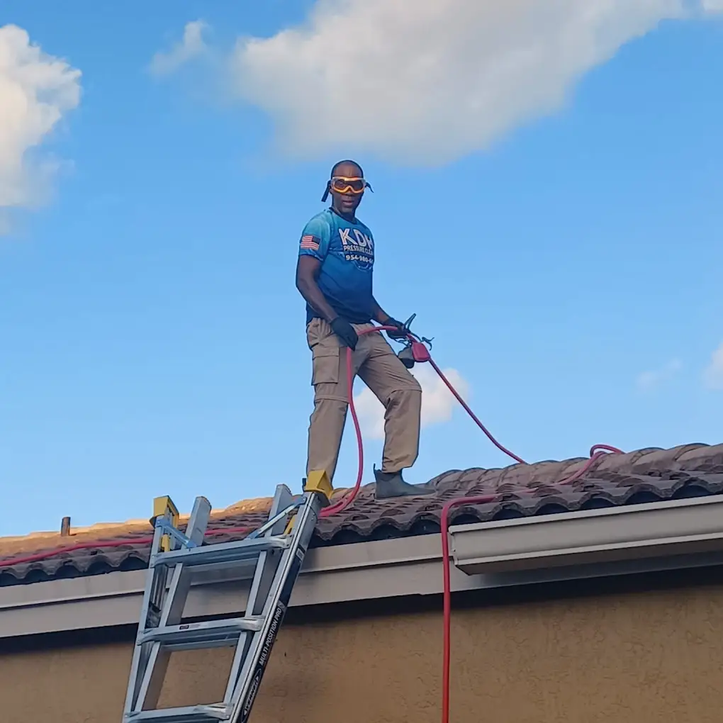Roof Cleaning Marimar FL